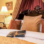 Earls Court House Killarney