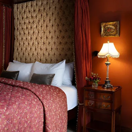 بيت ضيافة Earls Court House 4*