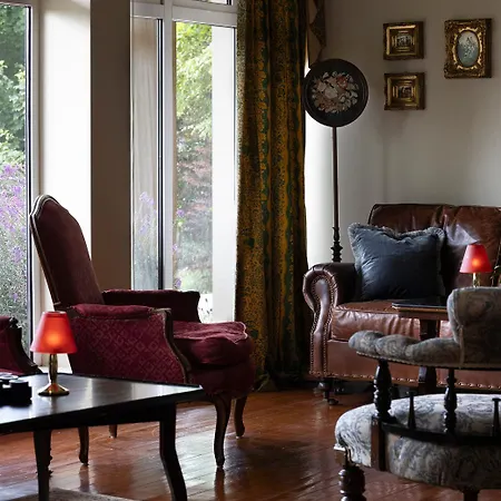 Earls Court House كيلارني