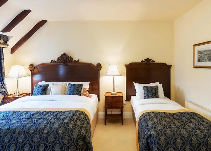 Gasthof Earls Court House