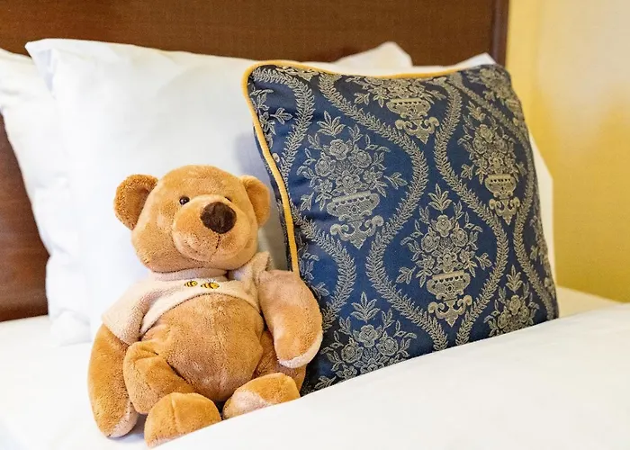 Earls Court House Gasthof 4*