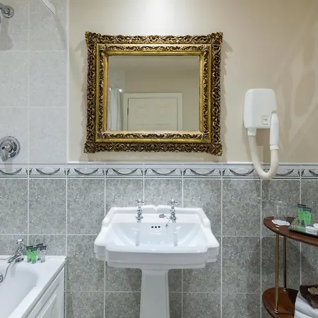 بيت ضيافة Earls Court House