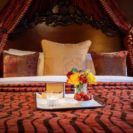 بيت ضيافة Earls Court House 4*